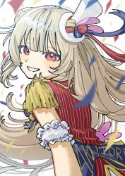  1girl back_bow blue_bow bow commentary_request confetti epaulettes from_behind gorham222 grey_hair grin hat highres long_hair looking_at_viewer looking_back mini_hat mini_top_hat natori_sana natori_sana_(parade) official_alternate_costume red_eyes red_shirt sana_channel shirt smile solo streamers top_hat upper_body virtual_youtuber white_background 