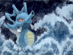  animal_focus clouds cloudy_sky commentary highres kingdra no_humans pokemon pokemon_(creature) pokemon_focus rain red_eyes shin96noise sky solo storm water waves 