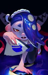  1girl absurdres black_pants commentary earrings folding_fan hair_over_one_eye hairband hand_fan highres holding holding_fan jewelry kneeling long_hair multiple_earrings octoling open_mouth pants red_eyes shark sharp_teeth shiver_(splatoon) short_eyebrows solo splatoon_(series) splatoon_3 teeth tentacle_hair thick_eyebrows tooth_earrings untranslatable_commentary white_hairband wu_shui_yuan 