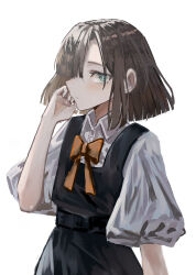  1girl absurdres black_dress blunt_bangs blunt_ends bow bowtie brown_hair closed_mouth cokei collared_shirt commentary curtained_hair dress green_eyes hair_over_one_eye hand_up highres looking_at_viewer one_eye_covered orange_bow orange_bowtie original parted_bangs pinafore_dress puffy_short_sleeves puffy_sleeves shirt short_hair short_sleeves simple_background sleeveless sleeveless_dress solo upper_body white_background white_shirt 