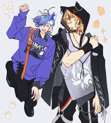  2boys 4601yuz animal_ear_headphones animal_ear_hood animal_ears antenna_hair arm_warmers asymmetrical_sleeves axel_syrios axel_syrios_(2nd_costume) backpack bag black_arm_warmers black_choker black_hood black_jacket black_pants black_shoes blonde_hair blue_eyes cat_ear_headphones cat_ears chain chain_necklace choker clenched_hand closed_eyes collared_shirt cowboy_shot cross-laced_clothes cross-laced_jacket cross-laced_top fake_animal_ears fist_pump floating full_body grey_background grin hand_on_own_shoulder happy headphones highres hitodama holostars holostars_english hood hood_up jacket jacket_on_shoulders jewelry male_focus minase_rio minase_rio_(after-school) multicolored_hair multiple_boys nail_polish necklace official_alternate_costume open_mouth orange_bag outline pants paw_print purple_hair purple_shirt red_hair red_nails red_streaks ring shirt shoes single_arm_warmer sleeves_past_wrists smile sparkle streaked_hair teeth thigh_strap virtual_youtuber white_outline white_shirt 