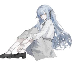  1girl bang_dream! belt black_ribbon black_shirt blue_hair bochishiraita dress full_body grey_belt hair_ribbon high-waist_belt highres long_hair long_sleeves looking_at_viewer neck_ribbon ribbon shirt simple_background smile socks solo togawa_sakiko white_background white_dress white_socks yellow_eyes 