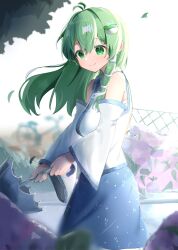  1girl blue_skirt breasts chest_sarashi closed_mouth detached_sleeves falling_leaves frog_hair_ornament green_eyes green_hair hair_ornament hair_tubes highres holding holding_umbrella kochiya_sanae leaf loveplum0510 medium_breasts outdoors sarashi single_hair_tube skirt smile snake_hair_ornament solo touhou umbrella 