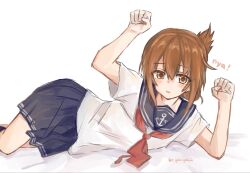  1girl anchor_symbol bed_sheet black_sailor_collar black_skirt black_socks blush brown_eyes brown_hair commentary_request double-parted_bangs folded_ponytail hair_between_eyes hands_up highres inazuma_(kancolle) kantai_collection kneehighs looking_at_viewer lying medium_hair neckerchief nyan on_bed on_side open_mouth paw_pose pleated_skirt r_you_yabai red_neckerchief romaji_text sailor_collar school_uniform serafuku shirt short_sleeves sidelocks simple_background skirt socks solo twitter_username white_background white_shirt 