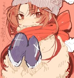  1girl bad_drawr_id bad_id beanie blue_mittens blush closed_mouth fur_sweater grey_hat hat long_hair mahou_shoujo_madoka_magica mahou_shoujo_madoka_magica_(anime) mittens ogi_(sham00) red_background red_eyes red_hair red_scarf sakura_kyoko scarf solo sweatdrop translation_request upper_body winter_clothes 