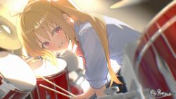  1girl ahoge backlighting black_skirt blonde_hair blurry blurry_foreground bocchi_the_rock! bow bowtie commentary_request cymbals depth_of_field drum drum_set drumsticks dutch_angle film_grain grin happy highres holding holding_drumsticks ijichi_nijika instrument leaning_forward long_hair parted_lips polka_dot polka_dot_bow polka_dot_bowtie red_bow red_bowtie red_eyes school_uniform shimokitazawa_high_school_uniform shirt short_sleeves side_ponytail sitting skirt smile solo sweat tengtiaoweile white_shirt wispy_bangs 