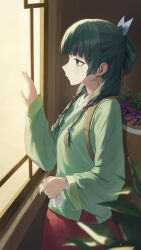  1girl absurdres basket beads blue_eyes blue_ribbon chinese_clothes closed_mouth commentary_request green_hair green_hanfu hair_beads hair_ornament hair_ribbon hand_up hanfu highres indoors kusuriya_no_hitorigoto long_hair looking_ahead maomao_(kusuriya_no_hitorigoto) profile red_skirt ribbon skirt solo yecheng_anhunqu_(bilibili_1454316466) 