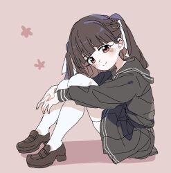  1girl \||/ alternate_costume baio_rin black_sailor_collar black_serafuku black_skirt blunt_bangs blush brown_hair brown_shoes closed_mouth dalidari27 flower_symbol from_side hair_ribbon highres hugging_own_legs kimi_no_koto_ga_dai_dai_dai_dai_daisuki_na_100-nin_no_kanojo loafers looking_at_viewer miniskirt own_hands_together pink_background pleated_skirt red_eyes ribbon sailor_collar school_uniform serafuku shadow shoes simple_background sitting skirt smile solo split_mouth thigh-highs two_side_up white_ribbon white_thighhighs 