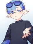  1boy black-framed_eyewear black_nails black_shirt blue_background blue_eyes blue_hair commentary_request eyewear_on_head glasses gradient_background inkling inkling_boy inuowour looking_at_viewer male_focus parted_lips pointy_ears shirt short_hair solo splatoon_(series) 