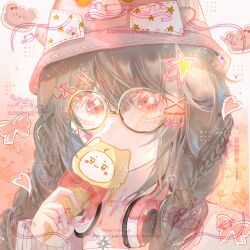  1girl animal-themed_food bandaid bandaid_on_cheek bandaid_on_face bear black_hair braid brown-framed_eyewear brown_background brown_eyes character-themed_food chinese_commentary colored_eyelashes commentary_request commission covered_mouth decora dripping eating food glasses hair_ornament hair_over_shoulder hairclip halftone hat headphones headphones_around_neck heart heart_hair_ornament highres holding holding_food holding_ice_cream holding_ice_cream_cone ice_cream ice_cream_cone infinity_nikki long_hair long_sleeves looking_ahead low_twin_braids mao_zhao_lei' momo_(nikki) multiple_braids nikki_(series) parallel_hairclips pink_hat pink_shirt print_headwear procreate_(medium) ribbon-trimmed_headwear ribbon_trim round_eyewear sample_watermark shirt solo sprinkles star_(symbol) star_hair_ornament star_print star_symbol_background stylist_(nikki) too_many_watermarks twin_braids two-tone_background upper_body watermark white_background x_hair_ornament 