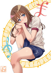  1girl blue_eyes blush brown_hair collarbone commentary_request gym_uniform hibike!_euphonium highres kuroe_mayu long_hair looking_at_viewer pairan shirt short_sleeves shorts sitting skindentation smile socks solo thighs white_shirt white_socks 