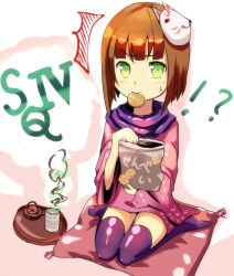  !? 1girl bag brown_hair commentary_request cookie cup food full_body holding holding_bag looking_at_viewer mouth_hold pillow purple_scarf purple_thighhighs sakura_ani scarf sekaiju_no_meikyuu sekaiju_no_meikyuu_3 shinobi_(sekaiju) shinobi_4_(sekaiju) short_hair sitting solo steam steaming_cup teapot thigh-highs 
