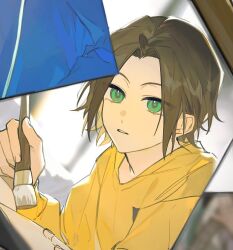  1boy brown_hair earrings green_eyes holding holding_paintbrush holding_umbrella hood hood_down hoodie jewelry long_sleeves looking_at_viewer male_focus nijisanji nonoiaza paintbrush parted_lips short_hair solo umbrella upper_body yellow_hoodie 