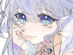  1girl bare_shoulders blue_choker blue_hair braid bright_pupils choker closed_mouth colored_inner_hair commentary diamond_in_eye english_commentary feathered_wings fingerless_gloves fingernails flower gloves hair_between_eyes hand_on_own_face hand_up head_wings highres honkai:_star_rail honkai_(series) ieririr jewel_under_eye lips long_hair looking_at_viewer multicolored_hair o-ring o-ring_choker purple_hair robin_(honkai:_star_rail) robin_(summeretto)_(honkai:_star_rail) side_braid simple_background single_braid smile solo symbol_in_eye unfinished very_long_hair violet_eyes wavy_hair white_background white_gloves white_pupils wings 