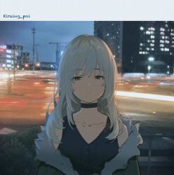  1girl artist_name black_choker black_shirt choker city_lights collarbone commentary_request expressionless fur-trimmed_jacket fur_trim girls_band_cry green_jacket grey_eyes grey_hair highres irregular_border jacket jacket_partially_removed kawaragi_momoka kiraing_poi long_hair looking_at_viewer multicolored_hair night outdoors photo_background roots_(hair) shirt sleeveless sleeveless_shirt solo straight-on upper_body urban 