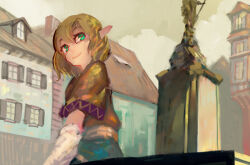  1girl blonde_hair brown_shirt building closed_mouth commentary_request green_eyes looking_to_the_side medium_hair mizuhashi_parsee onion_(onion_and_pi-natto) outdoors pointy_ears scenery shirt short_sleeves sideways_glance sky smile solo touhou town upper_body yellow_sky 
