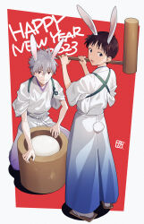  11kkr 2023 2boys border brown_hair chinese_zodiac commentary_request full_body grey_hair hair_between_eyes happy_new_year highres ikari_shinji japanese_clothes kneeling male_focus mallet mochitsuki multiple_boys nagisa_kaworu neon_genesis_evangelion open_mouth red_background short_hair simple_background sitting standing white_border year_of_the_rabbit 
