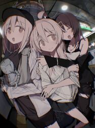  2mai84 :d @_@ alternate_costume bare_shoulders baseball_cap black_hair black_hat blonde_hair brown_eyes casual commentary_request family hair_between_eyes hair_down hair_ornament hairclip hat heart heart_in_mouth highres hug hug_from_behind indoors long_sleeves mihari_robo mother_and_child mother_and_daughter multicolored_hair off_shoulder onii-chan_wa_oshimai! open_mouth oyama_mahiro oyama_matsuri oyama_mihari parent_and_child purple_hair siblings sisters smile two-tone_hair 