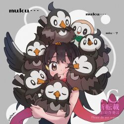  1girl absurdres beak bird black_eyes black_hair black_shirt bright_pupils feathers grey_background grey_eyes grey_feathers highres hikari_(pokemon) looking_at_viewer on_head one_eye_closed owl pokemon pokemon_(creature) pokemon_diamond/pearl/platinum pokemon_on_head red_scarf rowlet sandora_(karugamo_no_e) scarf shirt simple_background starly upper_body white_pupils yellow_feathers 