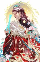  1boy absurdres all_wishes_come_true! alternate_costume alternate_hairstyle artist_name bird bird_boy black_hair black_shirt bottle braid brown_eyes brown_hair cape chinese_clothes chinese_commentary chinese_text closed_mouth commentary_request facial_mark feather_cape feather_hair feathers floral_print flower forehead_mark from_behind fur-trimmed_cape fur_trim hair_ornament hair_ribbon hand_fan highres holding holding_bottle jewelry kemonomimi_mode leaf long_hair long_sleeves looking_at_viewer looking_back lotus male_focus phoenix pink_flower profile red_cape red_ribbon ribbon shirt solo standing sun tassel turtleneck upper_body watermark weibo_watermark white_background white_feathers xiashi_zai_huahua yellow_feathers zhongli_quan_(all_wishes_come_true!) 