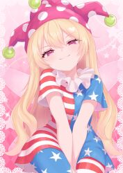  1girl :3 absurdres american_flag american_flag_dress american_flag_legwear american_flag_print argyle_background arms_between_legs blonde_hair border closed_mouth clownpiece commentary_request dot_nose dress fairy_wings flag_print hair_between_eyes half-closed_eyes hat head_tilt heart heart_in_eye highres jester_cap lace lace_border light_blush long_hair looking_at_viewer neck_ruff ornate_border outside_border pantyhose pink_background pink_eyes pink_hat polka_dot polka_dot_headwear pom_pom_(clothes) rakugaki_kontena short_sleeves sidelocks sitting smile solo sparkle star_(symbol) star_print striped_clothes striped_dress striped_pantyhose symbol_in_eye touhou very_long_hair wings 