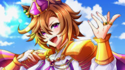  1girl animal_ears armor blue_sky blush breasts cape clouds crown demekin0206 fingerless_gloves gloves hair_between_eyes highres horse_ears horse_girl jewelry long_sleeves mini_crown multiple_rings open_mouth orange_hair pink_cape pink_crown ring shirt short_hair shoulder_armor single_fingerless_glove sky smile solo t.m._opera_o_(o_sole_suo!)_(umamusume) t.m._opera_o_(umamusume) teeth umamusume upper_body upper_teeth_only violet_eyes white_shirt 