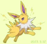  animal_focus commentary_request dated dot_nose green_background jolteon lightning_bolt_symbol no_humans pokemon pokemon_(creature) smile solo towa_(clonea) violet_eyes yellow_fur 