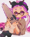  1girl black_hairband closed_mouth commentary_request full_body gradient_hair hairband highres holding holding_sword holding_weapon inkling inkling_girl long_hair multicolored_hair ochocho2828 pointy_ears purple_hair simple_background solo splatana_stamper_(splatoon) splatoon_(series) splatoon_3 sword tentacle_hair violet_eyes weapon white_background 