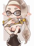  1girl artist_name bike_shorts black_footwear border closed_mouth commentary_request crossed_legs full_body grey_background grey_eyes grey_hair gun highres holding holding_gun holding_weapon inkling inkling_girl long_hair mina_p pointy_ears sitting splatoon_(series) splatoon_3 splattershot_(splatoon) tentacle_hair weapon white_border 