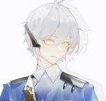  1boy alternate_costume blue_jacket chinese_commentary collared_shirt commentary cowlick earpiece eoo_eewei grey_background hair_between_eyes highres jacket looking_at_viewer male_focus mole mole_under_mouth portrait punishing:_gray_raven shirt short_hair shoulder_boards simple_background solo unkempt wanshi_(punishing:_gray_raven) white_hair yellow_eyes 