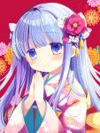  1girl blue_eyes blue_hair blush closed_mouth commentary_request floral_background floral_print flower hair_flower hair_ornament hands_up highres japanese_clothes kimono long_hair long_sleeves looking_at_viewer multicolored_hair obi original palms_together print_kimono purple_flower purple_hair purple_kimono red_background sakurazawa_izumi sash simple_background smile solo two-tone_hair upper_body white_flower wide_sleeves 