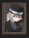  1boy black_border black_gloves black_headwear black_suit blue_eyes blue_necktie border closed_mouth commentary_request gloves grey_background grey_hair hat highres inkling inkling_boy monocle necktie pointy_ears ponytail portrait_(object) shirayuz1 short_hair signature simple_background smile solo splatoon_(series) splatoon_3 suit tentacle_hair top_hat upper_body v yellow-framed_eyewear 