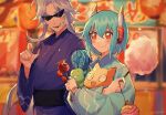  1boy 1girl alternate_costume blue_hair candy commentary_request food food_on_face highres holding holding_candy holding_food inkamuko japanese_clothes kura_sushi long_hair oito_(bowstringsmall) outdoors red_eyes short_hair sun upper_body waruiman 