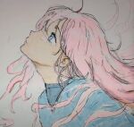  1girl blue_eyes blue_shirt facing_up looking_up marker_(medium) non-web_source original pewdiepie pink_hair screenshot shirt solo tagme traditional_media upper_body 