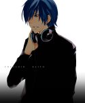  blue_eyes blue_hair headphones headphones_around_neck highres kaito male nanahoshi simple_background solo vocaloid 