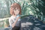 1girl absurdres bag black_bag blurry blurry_background bob_cut bokeh brown_eyes brown_hair bush cup day depth_of_field drinking_straw drinking_straw_in_mouth expressionless grey_shirt handbag highres holding holding_cup looking_at_viewer natsume_hinako original outdoors road shirt solo standing t-shirt tree upper_body white_t-shirt