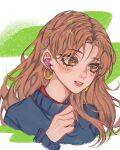  1girl blue_sweater blush earphones earrings green_background hand_up highres hoop_earrings jewelry kininatteru_hito_ga_otoko_ja_nakatta long_hair oosawa_aya orange_eyes orange_hair parted_lips portrait re_zy23 signature solo sweater wavy_hair white_background 