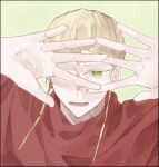  1boy blonde_hair chinese_commentary commentary_request earrings eyelashes green_background green_eyes hand_over_eye jewelry looking_at_viewer male_focus open_mouth outline red_shirt rumeld_othmayer saibou_shinkyoku shirt short_hair simple_background smile solo white_outline yadeliya_hai yellow_pupils 