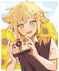  1boy aini_uoi basil_(faraway)_(omori) basil_(omori) black_sweater_vest blonde_hair blue_eyes blush camera collared_shirt flower hair_flower hair_ornament highres holding holding_camera looking_at_viewer omori open_mouth shirt short_hair short_sleeves smile solo sunflower sweater_vest teeth upper_teeth_only white_shirt 