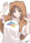  1girl absurdres animal_hood artist_name bear_hood blush brown_hair claw_pose clenched_teeth collarbone fingernails highres hood hood_up ichikawa_hinana idolmaster idolmaster_shiny_colors looking_at_viewer print_shirt shirt signature simple_background solo teeth upper_body uroboros_t v-shaped_eyebrows white_background white_shirt 