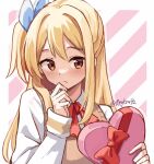 1girl artist_name blonde_hair blue_ribbon blush border box brown_eyes brown_sweater_vest collared_shirt fairy_tail hair_ribbon hand_on_own_chin heart-shaped_box holding holding_box long_hair looking_at_viewer lucy_heartfilia neck_ribbon pink_background red_ribbon reytsu ribbon shirt side_ponytail solo striped_background sweater_vest twitter_username two-tone_background upper_body white_background white_border white_shirt 