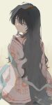  1girl black_hair blue_ribbon closed_mouth expressionless facing_away floral_print from_behind highres kashiwatoriniku long_hair looking_at_viewer looking_back original ribbon simple_background sitting solo very_long_hair violet_eyes wavy_hair white_background 
