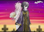  2boys back-to-back black_eyes black_hair bouquet chinese_commentary closed_mouth commentary_request dusk gold_trim hatsutori_hajime highres holding holding_bouquet hood hood_down hooded_robe jiekuijiangshadaonijiamenkou long_hair long_sleeves male_focus multiple_boys pants pink_hair purple_robe robe saibou_shinkyoku shirt short_hair stole utsugi_noriyuki white_pants white_shirt 