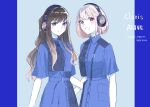 2girls absurdres blonde_hair blue_background blue_dress brown_hair closed_mouth collared_dress commentary_request dated dress hand_on_another&#039;s_waist headphones highres inoue_takina long_hair looking_at_viewer lycoris_recoil lycoris_uniform medium_hair multiple_girls nishikigi_chisato open_mouth red_eyes short_sleeves smile twitter_username upper_body violet_eyes yuri_kyanon 
