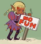  11agares 1boy anger_vein angry blonde_hair braid coin_(ornament) dark-skinned_male dark_skin dungeon_meshi elf jester jester_costume long_hair long_sleeves male_focus meme no_fun_allowed_(meme) pointy_ears puff_and_slash_sleeves puffy_sleeves purple_tunic sign simple_background solo thistle_(dungeon_meshi) violet_eyes 