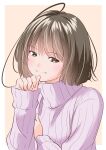  1girl from_side hair_between_eyes light_brown_hair long_sleeves looking_at_viewer naughty_face orange_background original pink_sweater profile ribbed_sweater short_hair smile squinting sweater turtleneck turtleneck_sweater yamanaka_kouji_(yanchiki2001) 