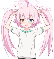  1girl alternate_hairstyle arms_up blue_archive blue_eyes blush brown_eyes bunching_hair collarbone commentary_request fang gym_shirt halo heterochromia highres hoshino_(blue_archive) long_hair open_mouth pink_hair puffy_short_sleeves puffy_sleeves shirt short_sleeves simple_background solo sweat takasuma_hiro twintails very_long_hair wavy_mouth white_background white_shirt 