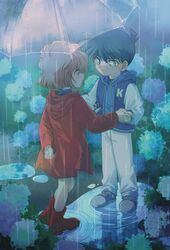  1boy 1girl black_hair blue_eyes blue_footwear blue_jacket blue_shirt boots child edogawa_conan eye_contact face-to-face frills grass haibara_ai hair_between_eyes hetero highres holding holding_hands holding_umbrella hood hooded_jacket jacket light_brown_hair long_sleeves looking_at_another meitantei_conan pants rain red_footwear red_jacket shirt shoes short_hair transparent transparent_umbrella umbrella unworn_eyewear usagi_ringo water white_pants white_sleeves 