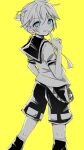  1boy 1ttgu04raffdzaf aqua_eyes black_shorts blue_eyes from_behind index_finger_raised kagamine_len looking_at_viewer looking_back male_focus neckerchief sailor_collar school_uniform serafuku shirt short_hair short_sleeves shorts simple_background smile solo standing translation_request vocaloid yellow_background yellow_theme 