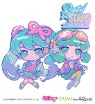  2girls blue_eyes blue_hair blush_stickers bow brooch character_name chibi closed_mouth collared_jacket copyright_notice crypton_future_media digital_stars digital_stars_gumi_(2021) digital_stars_miku_(2021) frilled_skirt frills goggles goggles_on_head green_eyes green_hair green_skirt gumi hair_bow hair_ornament hair_ribbon hatsune_miku high_collar invisible_chair jacket jewelry logo long_hair looking_at_viewer mawarusanso multiple_girls official_art open_clothes open_jacket open_mouth orange-framed_eyewear orange-tinted_eyewear orange_jacket pantyhose pink_ribbon pink_shirt portrait ribbon round_eyewear second-party_source shirt short_hair shorts shorts_under_skirt simple_background sitting skirt smile sound_wave star_(symbol) star_brooch star_hair_ornament tinted_eyewear twintails vocaloid white_background white_shirt yellow_bow yellow_footwear yellow_pantyhose 